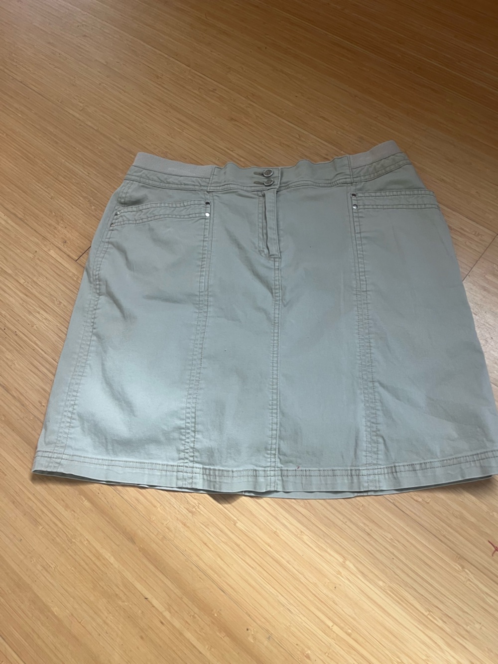 Karen Scott Light Khaki Flat Front Skort